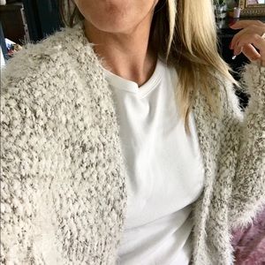 Umgee fuzzy sweater, batwing